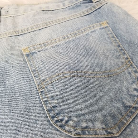 NWT. NASTY GAL SZ 10. HIGH RISE FACTORY CUTOFFS - Picture 12 of 16